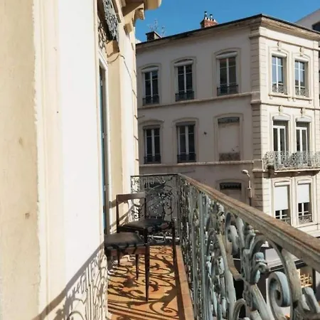 Place Des Brotteaux Lyon B&B